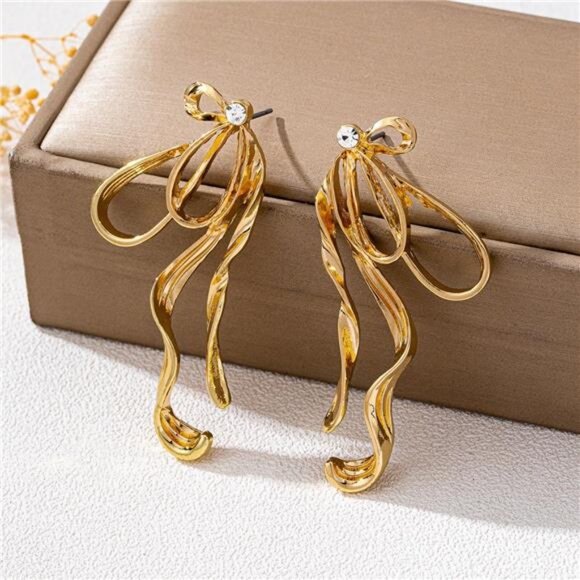 18K Gold-Plated Bow Earrings - Picture 2 of 5